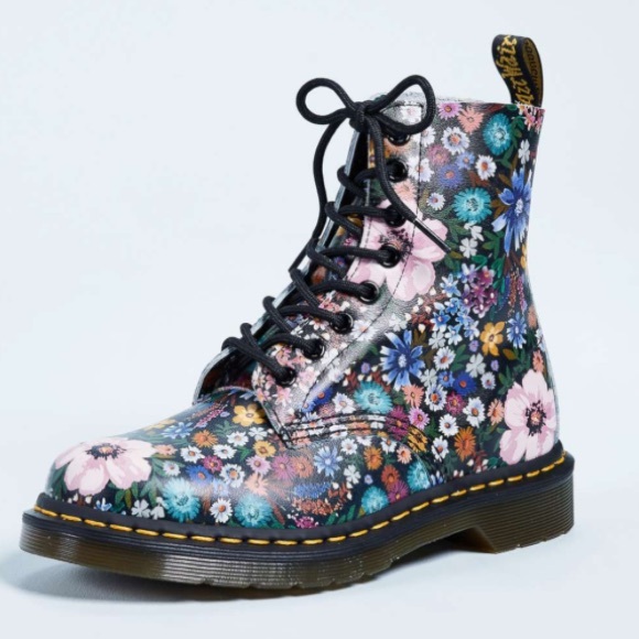 NWOB Martens 1460 Pascal Wanderlust Floral Leather Boots